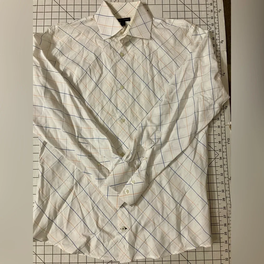 Banana Republic Men’s Size Large Button Down Shirt